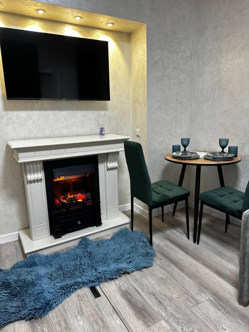 לבוב White Rooms On City Center מראה חיצוני תמונה